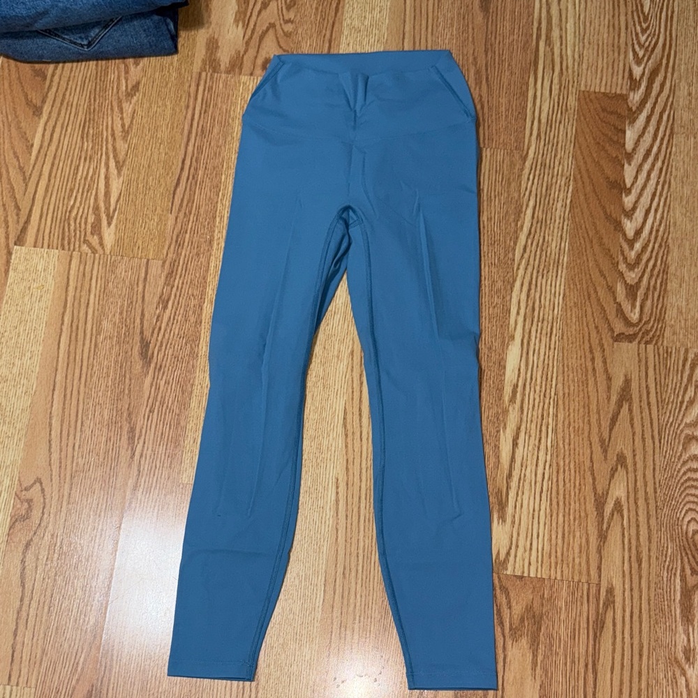 No front seam leggings